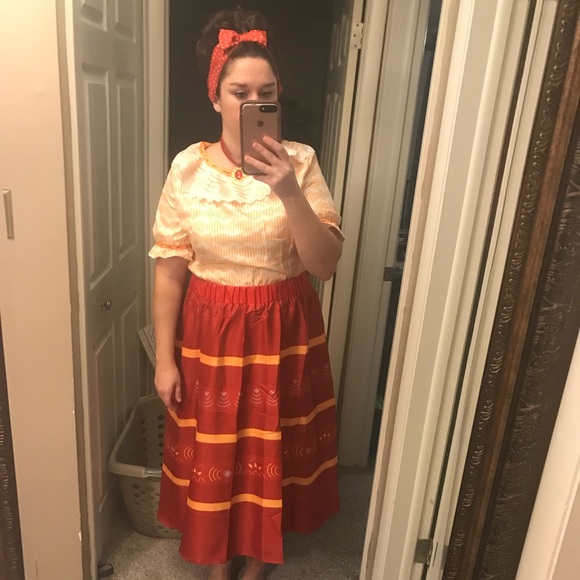 Dolores from encanto costume - Picture 7 of 7